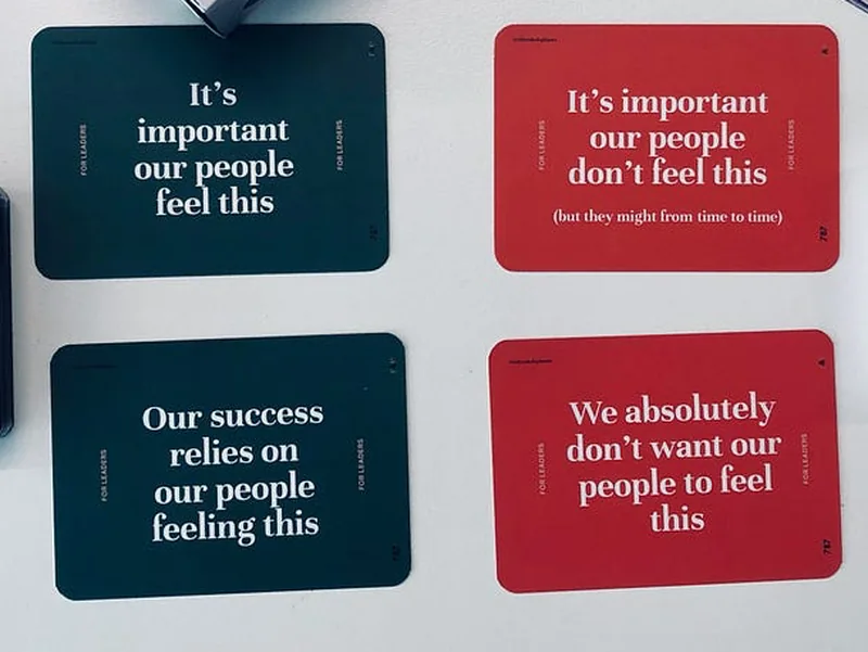 Carduri pentru lideri: „it's important our people feel this” și „we absolutely don't want our people to feel this”.